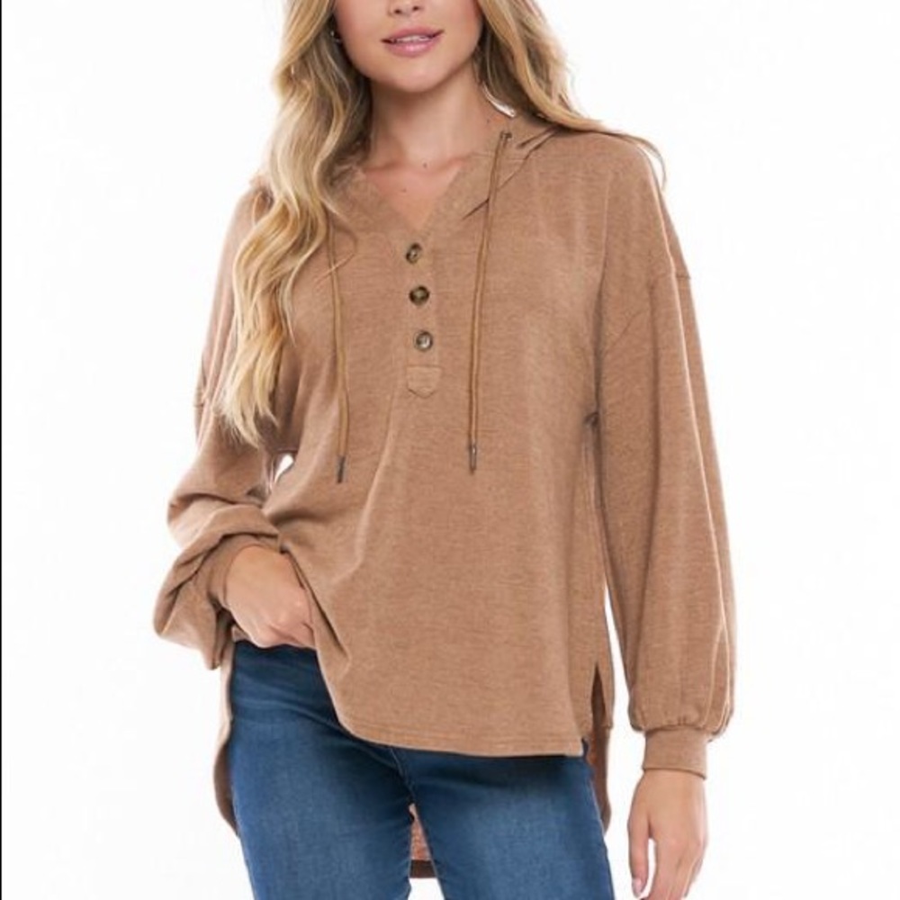 Button sweatshirt